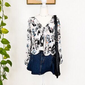 White-house-black-market Women's multi Blouse